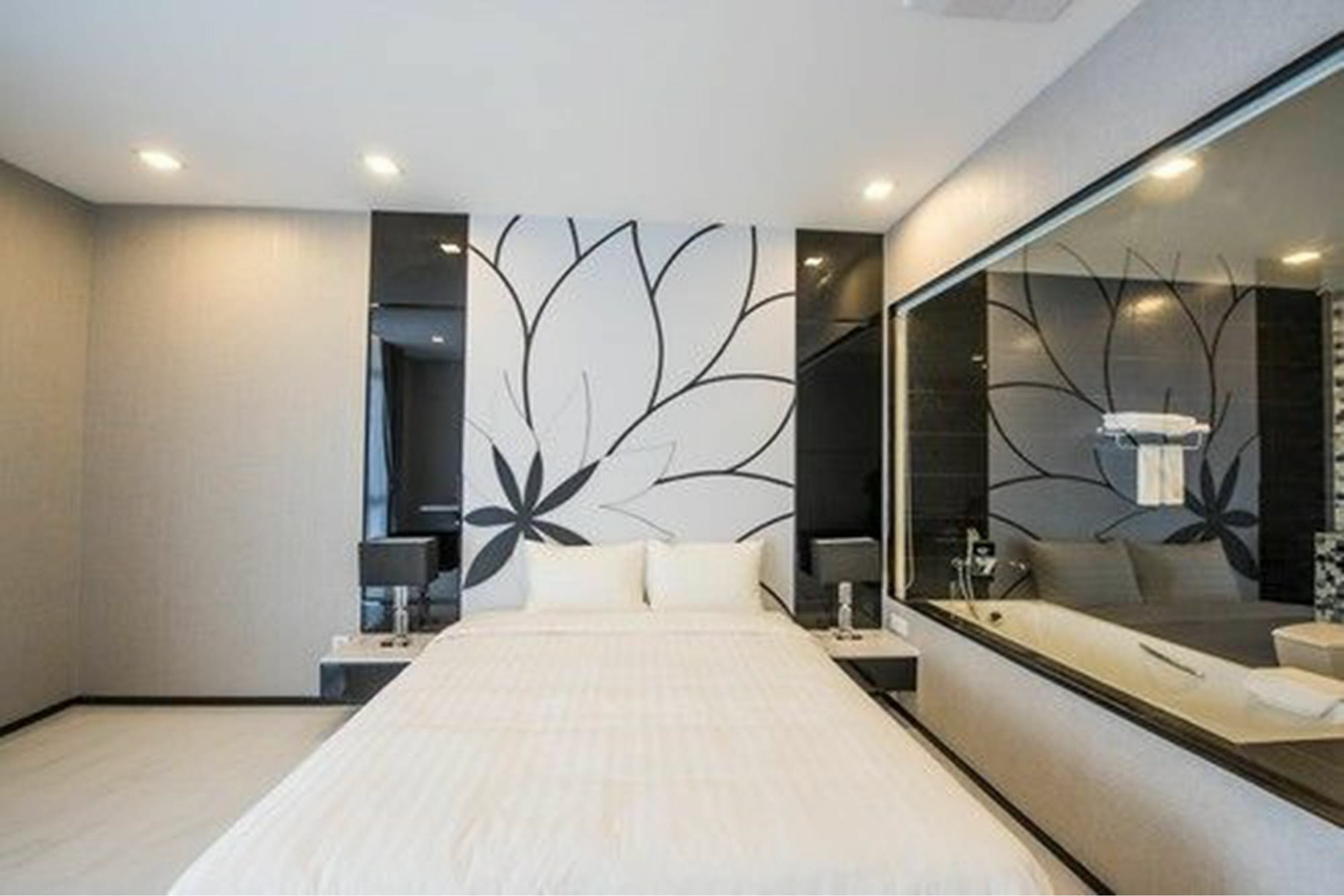 Maline Exclusive Serviced Apartments Phnom Penh Ngoại thất bức ảnh